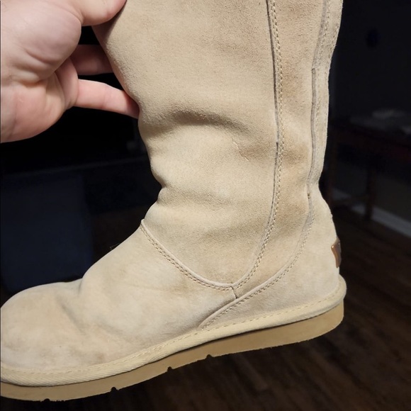 UGG boots. Size 7 - Picture 1 of 8